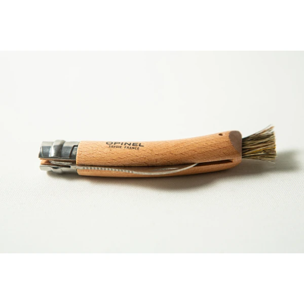 Opinel No 8 Folding Mushroom Knife – Beech Handle – Stainless Steel closed