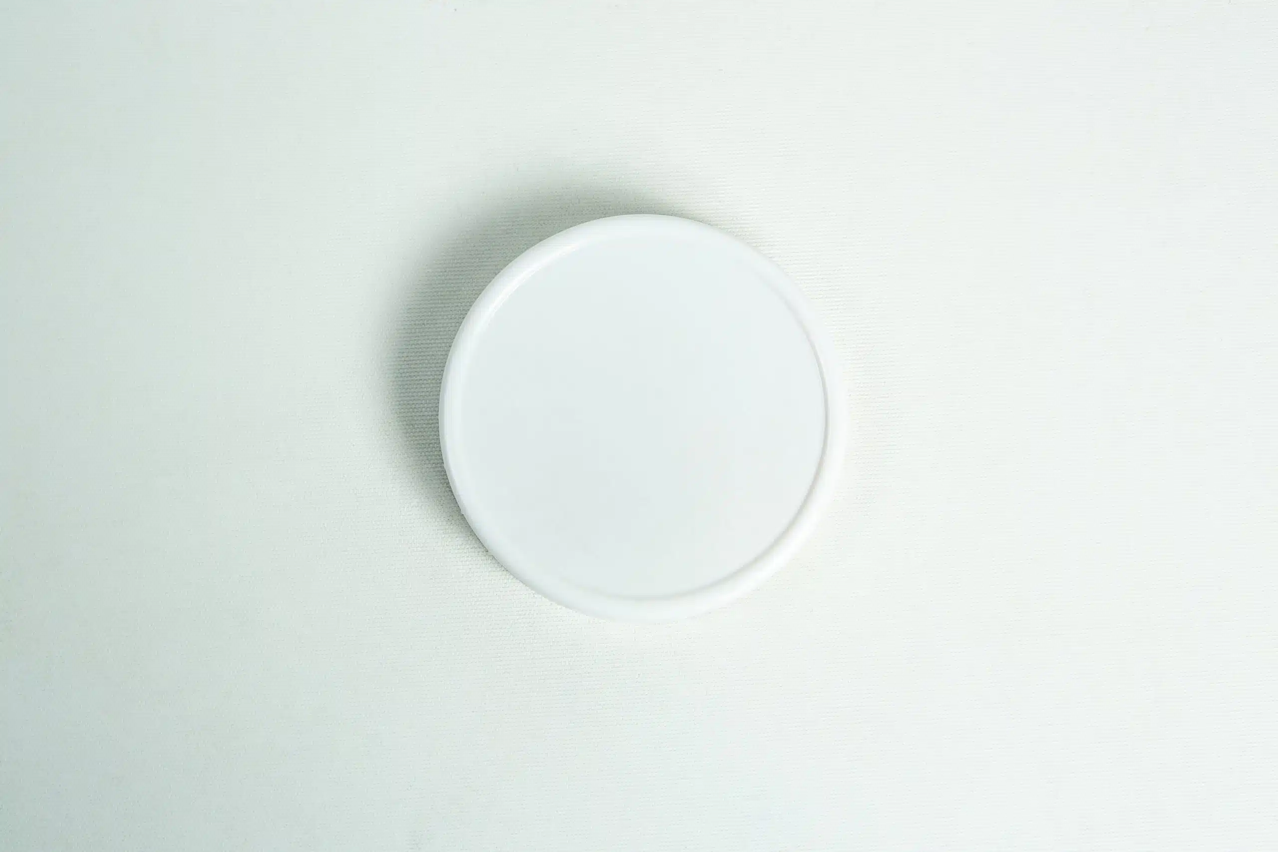 Plain-Wide-Mouth-Lids-up-view